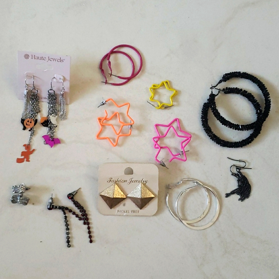 Bundle Decor Earrings.